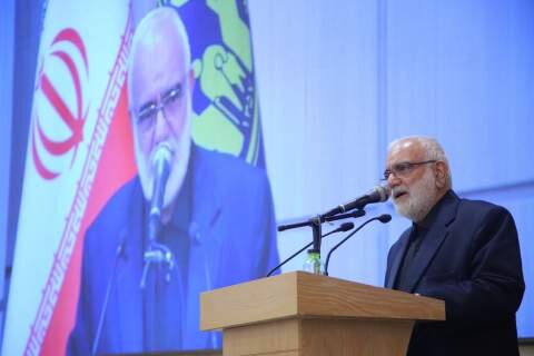 برگزاری اختتامیه طرح ملی «حدیث زندگی» با حضور رئیس کمیته امداد در مشهد مقدس 1405/4/31