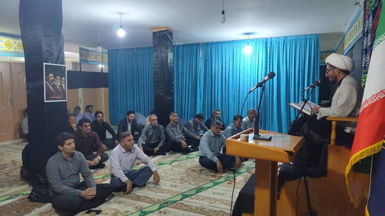 برگزاری مراسم سالروز رحلت پیامبر اکرم (ص) و شهادت امام حسن مجتبی (ع) در اداره کل کمیته امداد استان ایلام