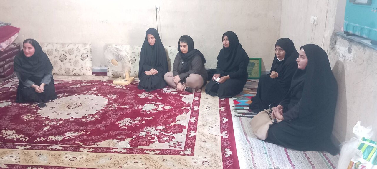 بازدید مدیرکل کمیته امداد ایلام از منزل خانواده آسیب‌دیده در حادثه ریزش ساختمان در محله ریزه‌وندی