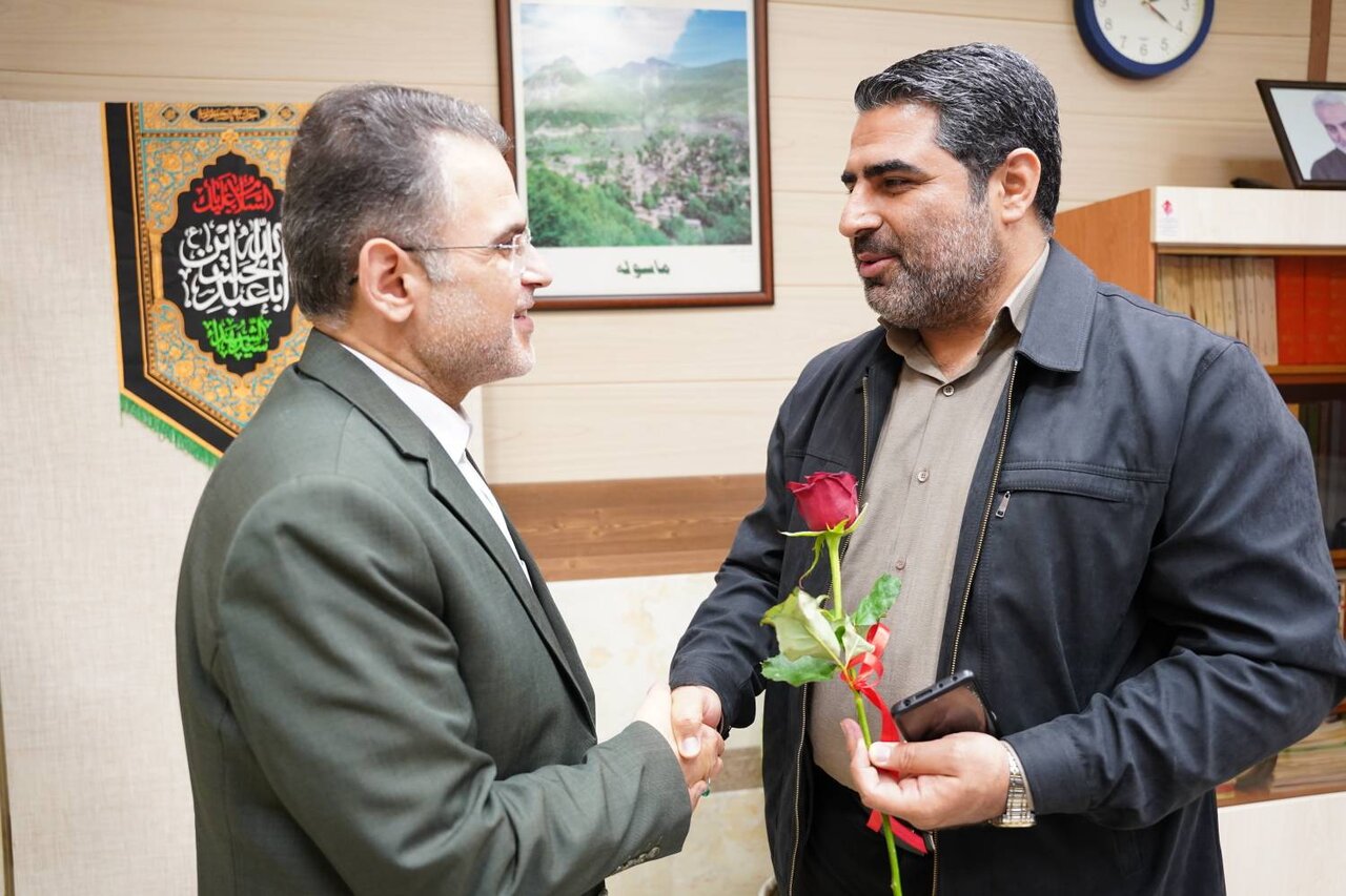 گزارش تصویری دیدارهای مدیرکل با جمعی از اهالی رسانه به مناسبت روز خبرنگار