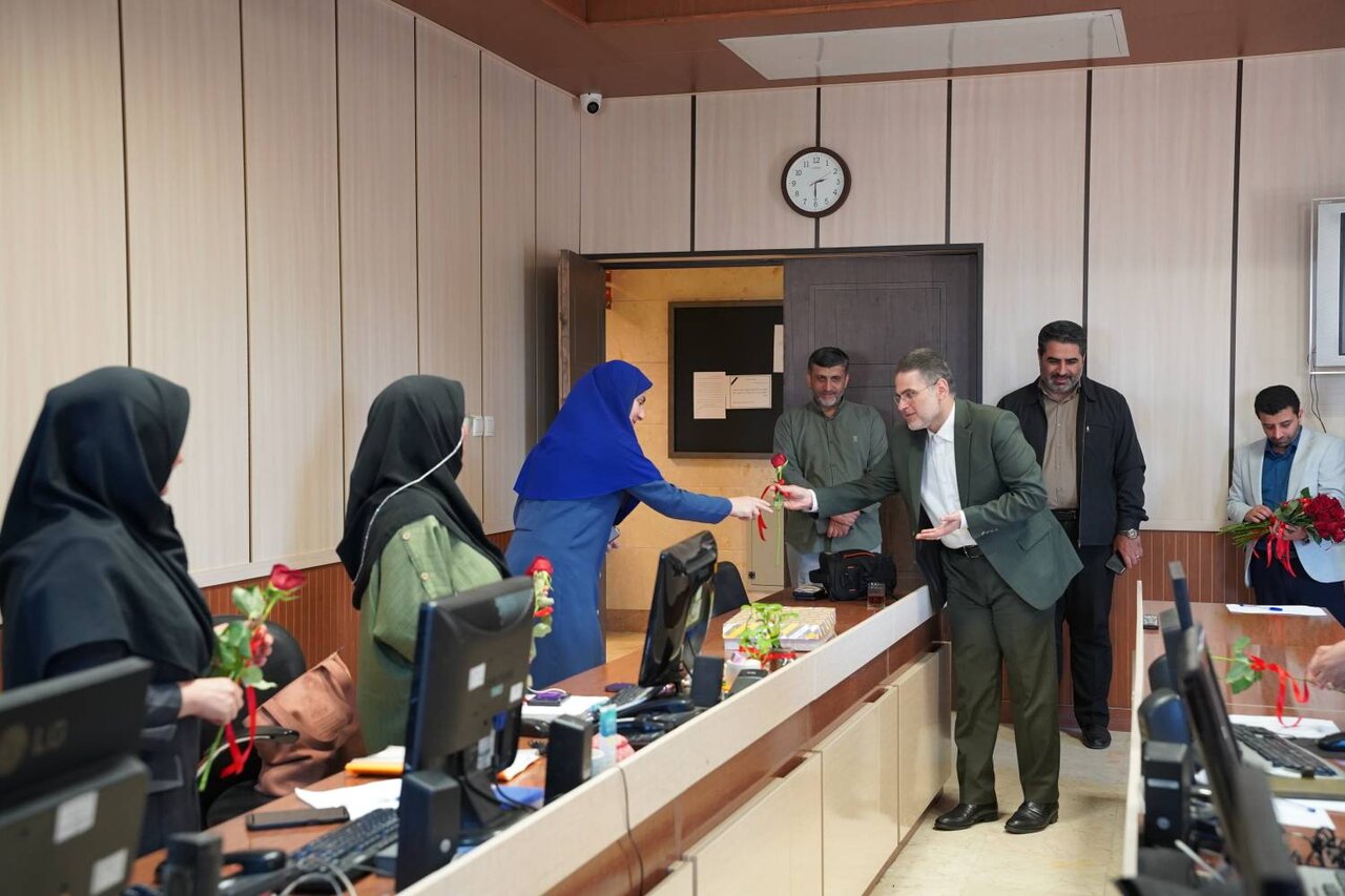 گزارش تصویری دیدارهای مدیرکل با جمعی از اهالی رسانه به مناسبت روز خبرنگار