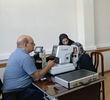 انجام غربالگری بینایی برای بیش از ۳ هزار مددجوی کمیته امداد استان اصفهان در اردوی جهادی چشم‌پزشکی