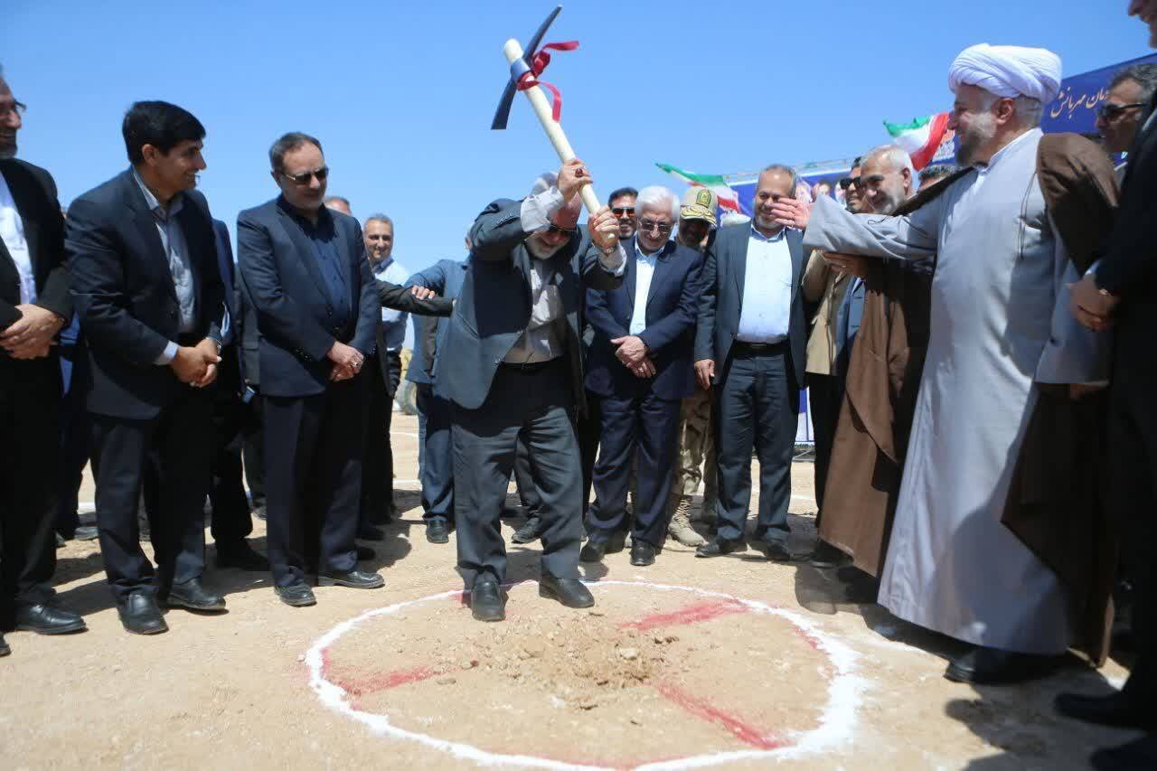 با حضور رئیس کمیته امداد کشور؛ کلنگ احداث ۷۰۰ واحد مسکن محرومان در بجنورد به زمین زده شد