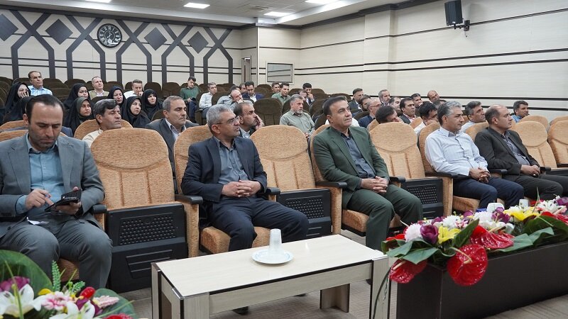 نشست بصیرتی آموزشی آفات زبان