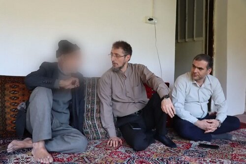 همزمان با هفته دولت؛ حضور مدیرکل کمیته امداد مازندران در یکی از روستای محروم سوادکوه