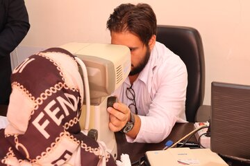 ارائه بیش از هزار خدمت چشم پزشکی  از ابتدای سال تاکنون ویژه خانواده های تحت حمایت 