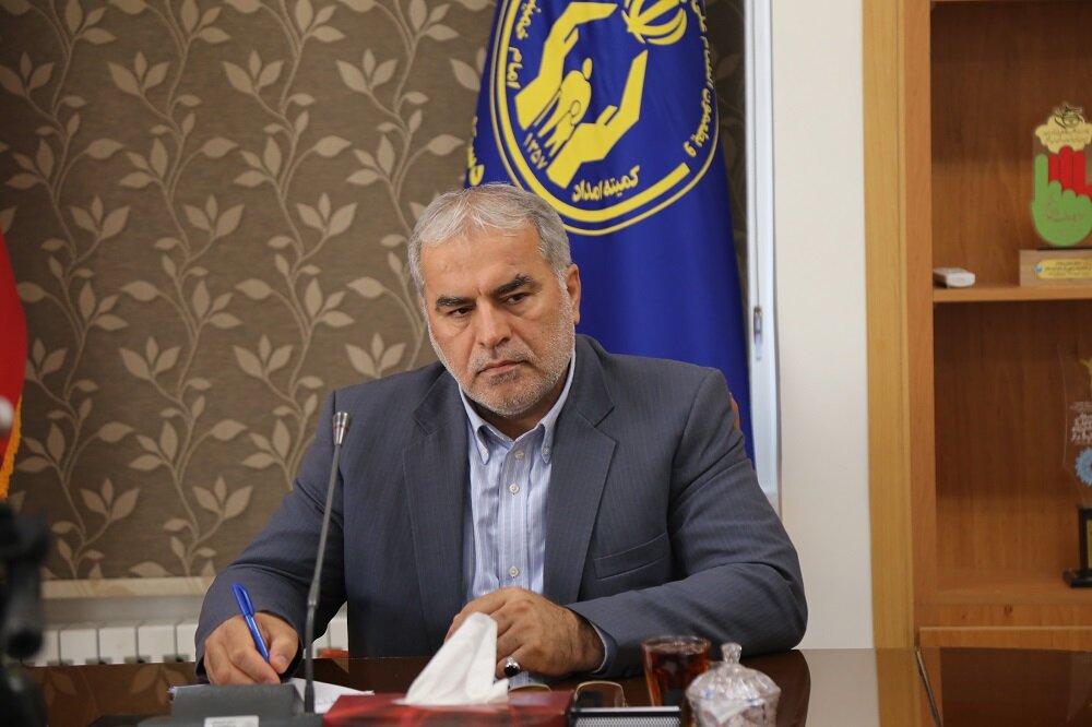هدیه ۱۰ میلیارد تومانی خیر مریوانی به دانش‌آموزان نیازمند کردستان