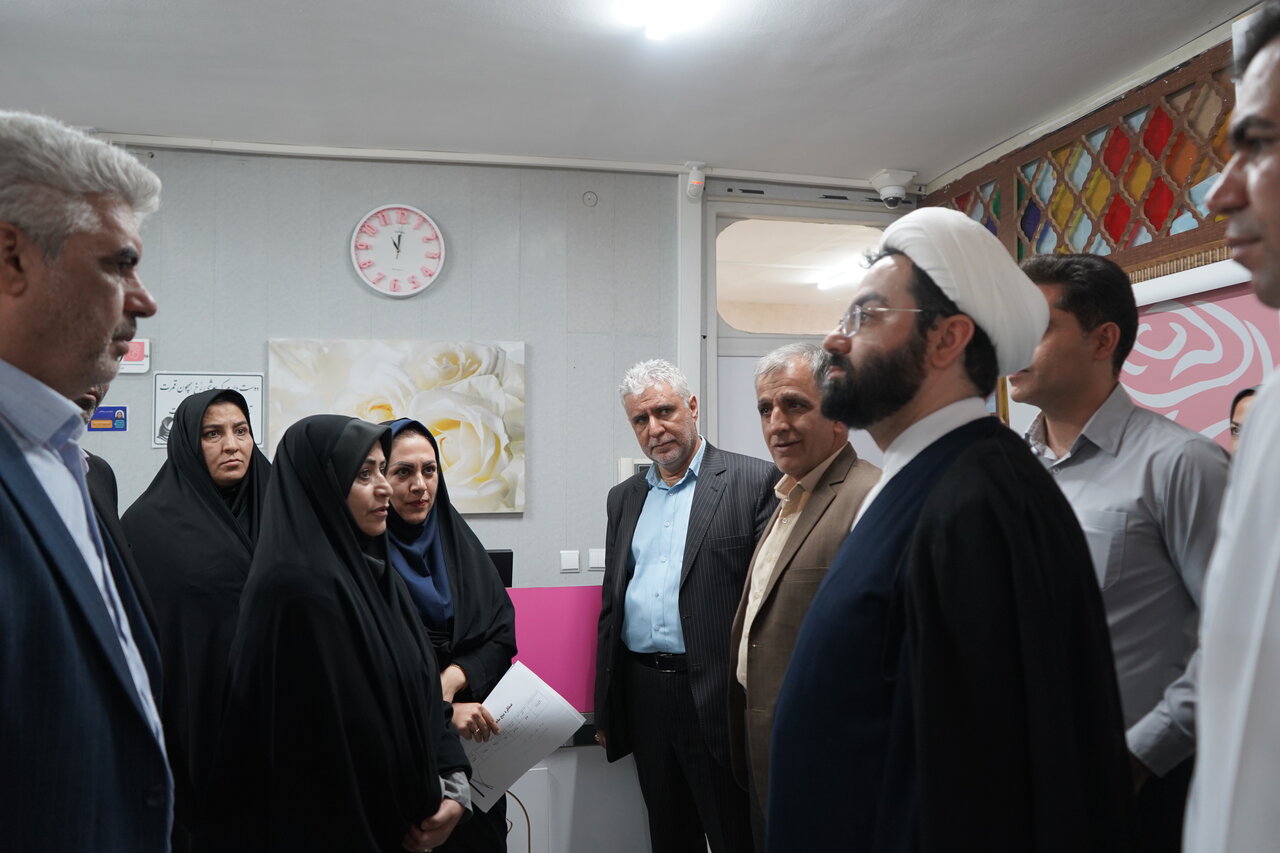 حمایت از نخبگان، سرمایه‌گذاری برای ساختن آینده کشور است