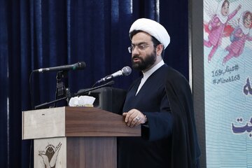 اهدای ۲۰ هزار بسته لوازم‌التحریر به دانش‌آموزان تحت حمایت در استان گیلان