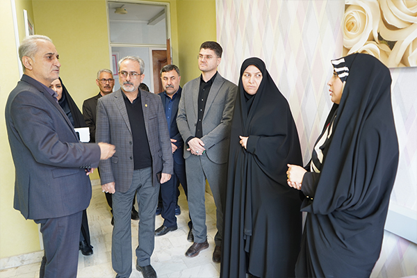 بازدید معاون سیاسی، امنیتی و اجتماعی استانداری اردبیل از «کلینیک رز»