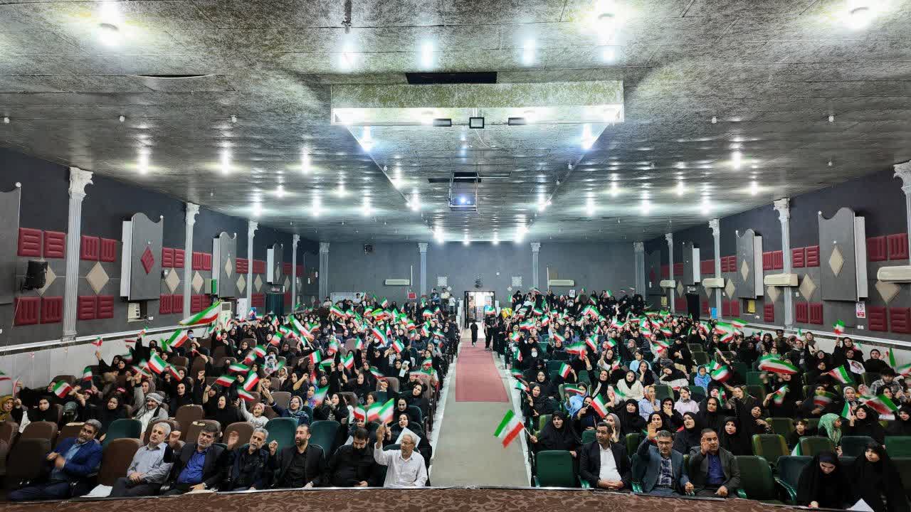 اقامه سوگ و عزای رهبر شهید و بیعت با امام انقلاب با حضور مددجویان و خانواده امدادگران خوزستان