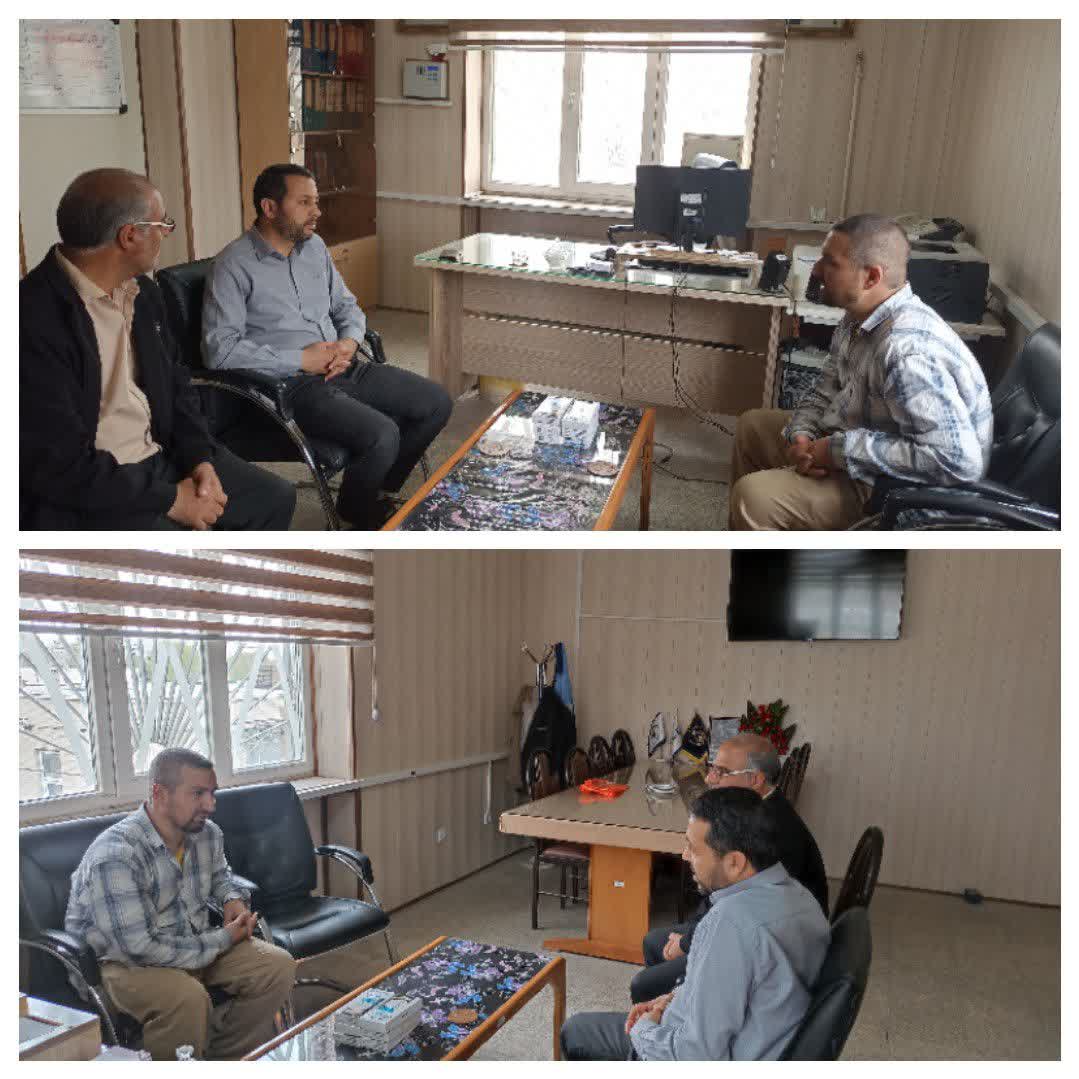 اهدای ۶ دستگاه گوشی به دانش آموزان نیازمند