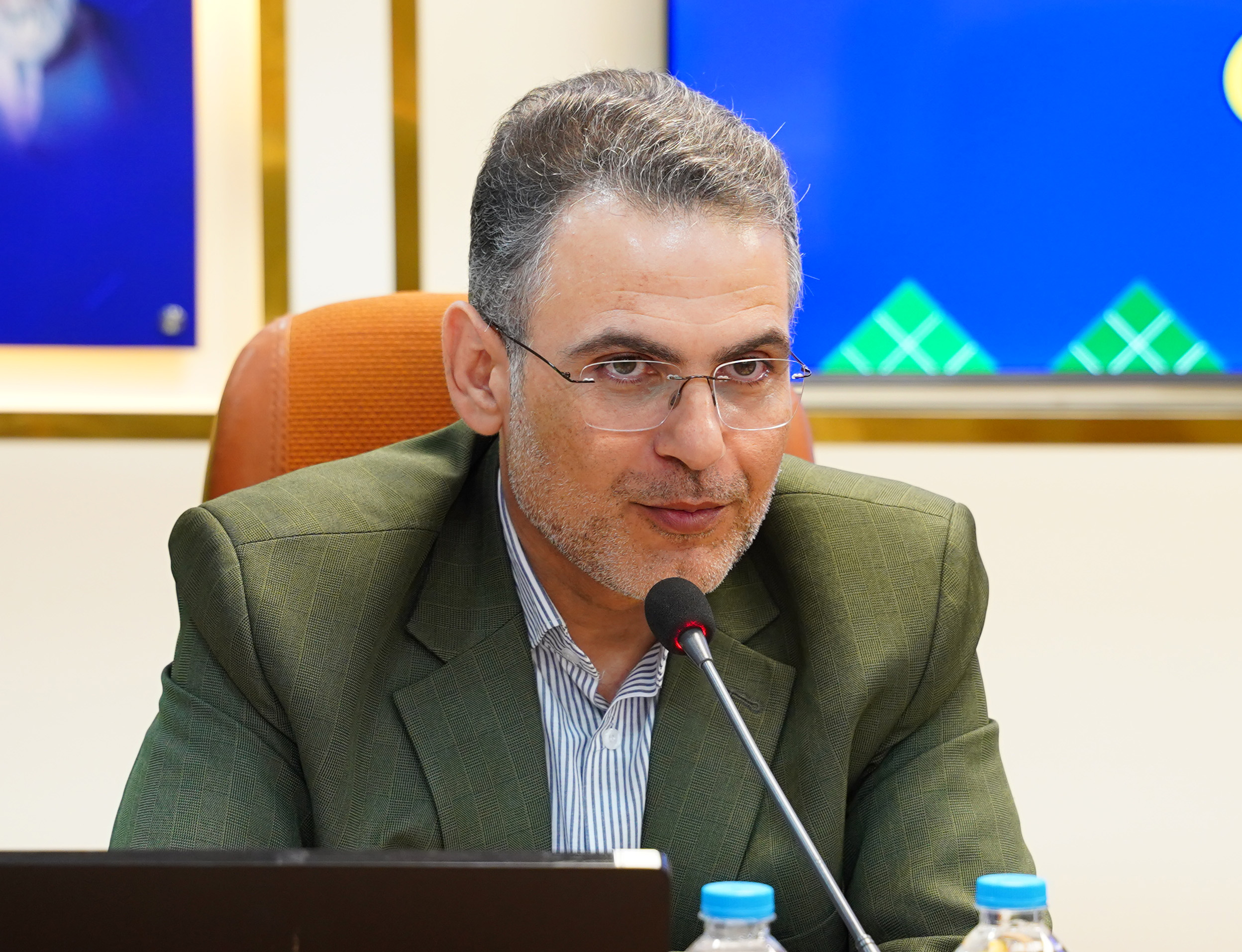 پرداخت تسهیلات قرض الحسنه به نیازمندان از طریق جذب مشارکت اجتماعی
