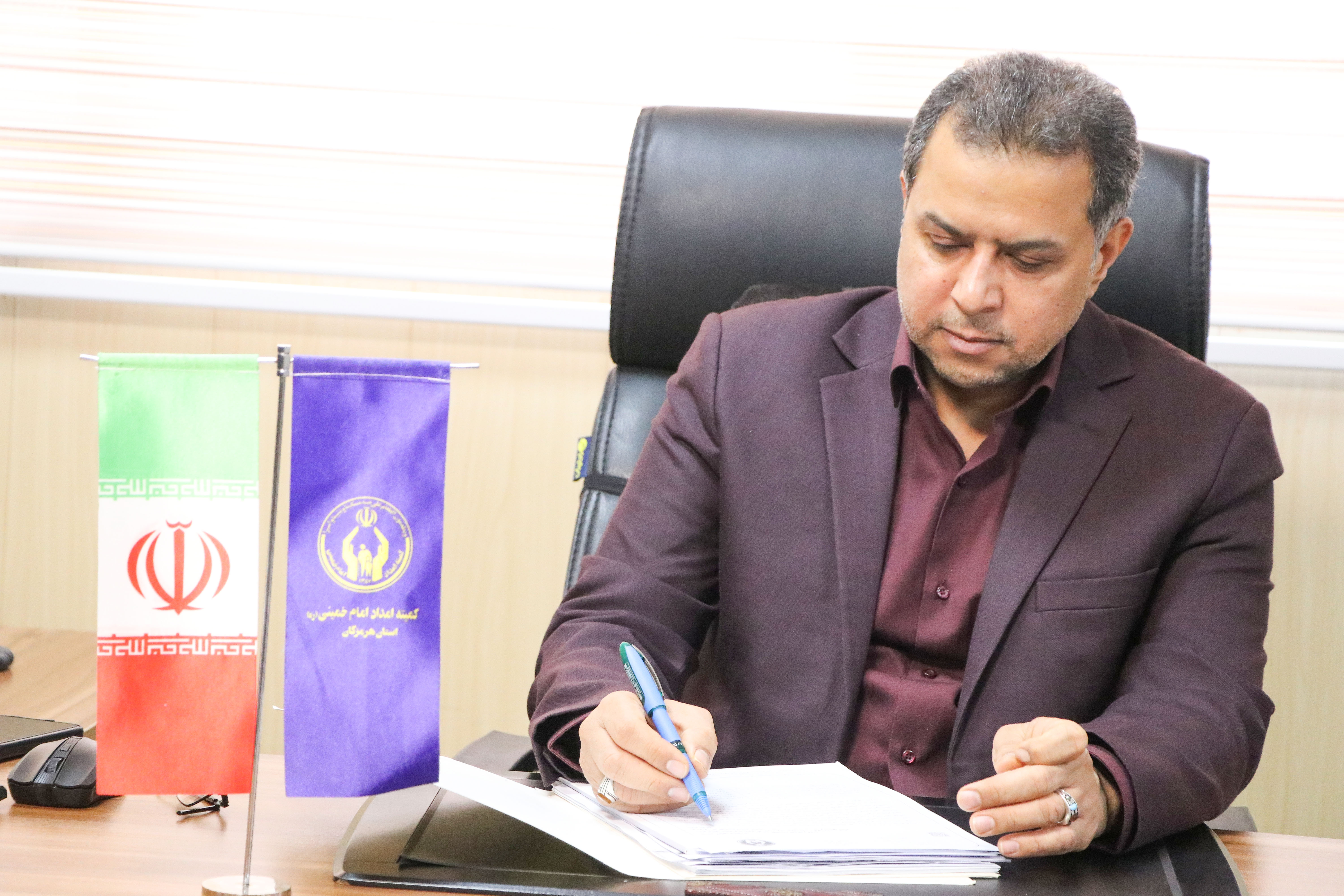 پیام تبریک مدیرکل کمیته امداد استان هرمزگان به مناسبت روز خانواده و هفته تکریم بازنشستگان