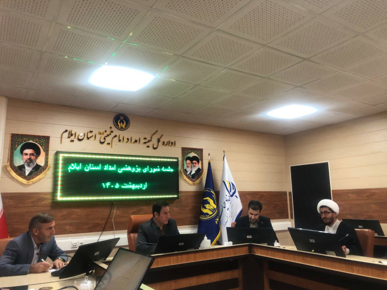کمیته امداد ایلام از آثار پژوهشی مددجویان و جامعه هدف حمایت می‌کند
