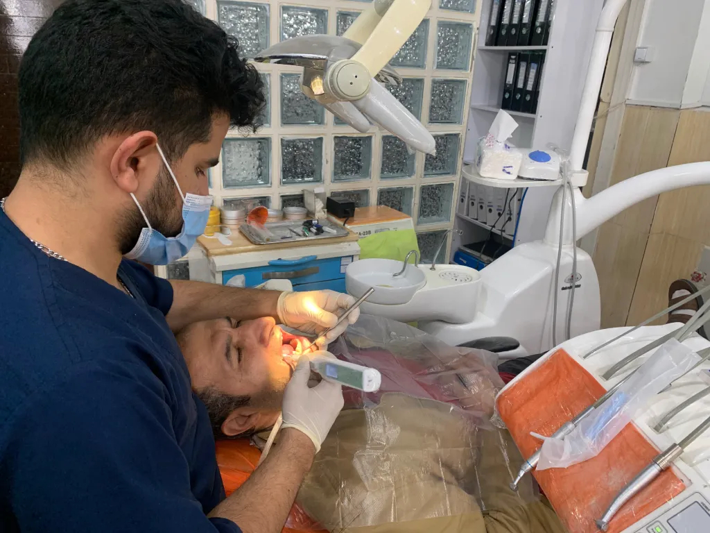 ارائه ۶۲ خدمت دندانپزشکی به ۴۰ مددجوی کمیته امداد استان ایلام در سه‌ماهه گذشته