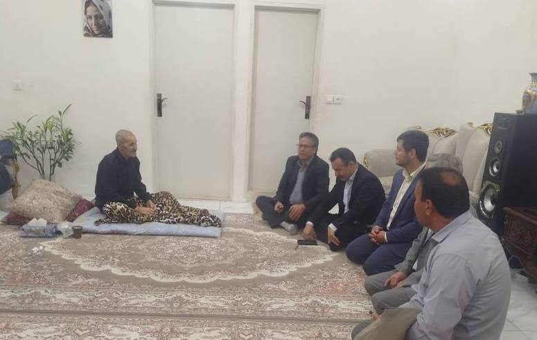 دیدار مدیرکل خدمات مددکاری کمیته امداد با خانواده شهدای جنگ رمضان در گلستان و صباشهر