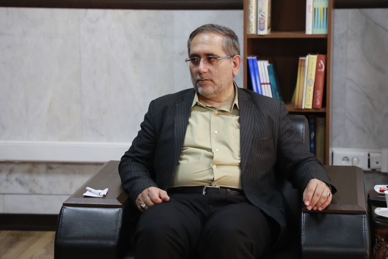 مدیرکل کمیته امداد پیگیر مسائل مددجویان در میبد و اردکان
