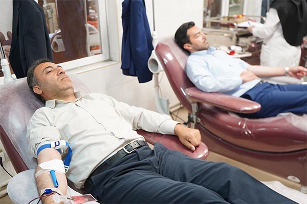 اهدای خون امدادگران کمیته امداد اردبیل همزمان با روز جهانی «اهداکنندگان خون»