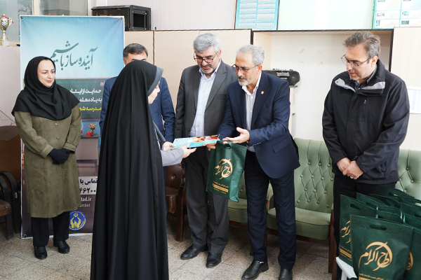 یک‌پنجم حامیان طرح اکرام کمیته امداد اردبیل را «معلمان» تشکیل می‌دهند