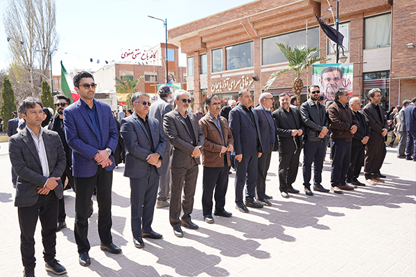 حضور امدادگران بسیجی کمیته امداد اردبیل در مراسم اربعین رهبر شهید انقلاب